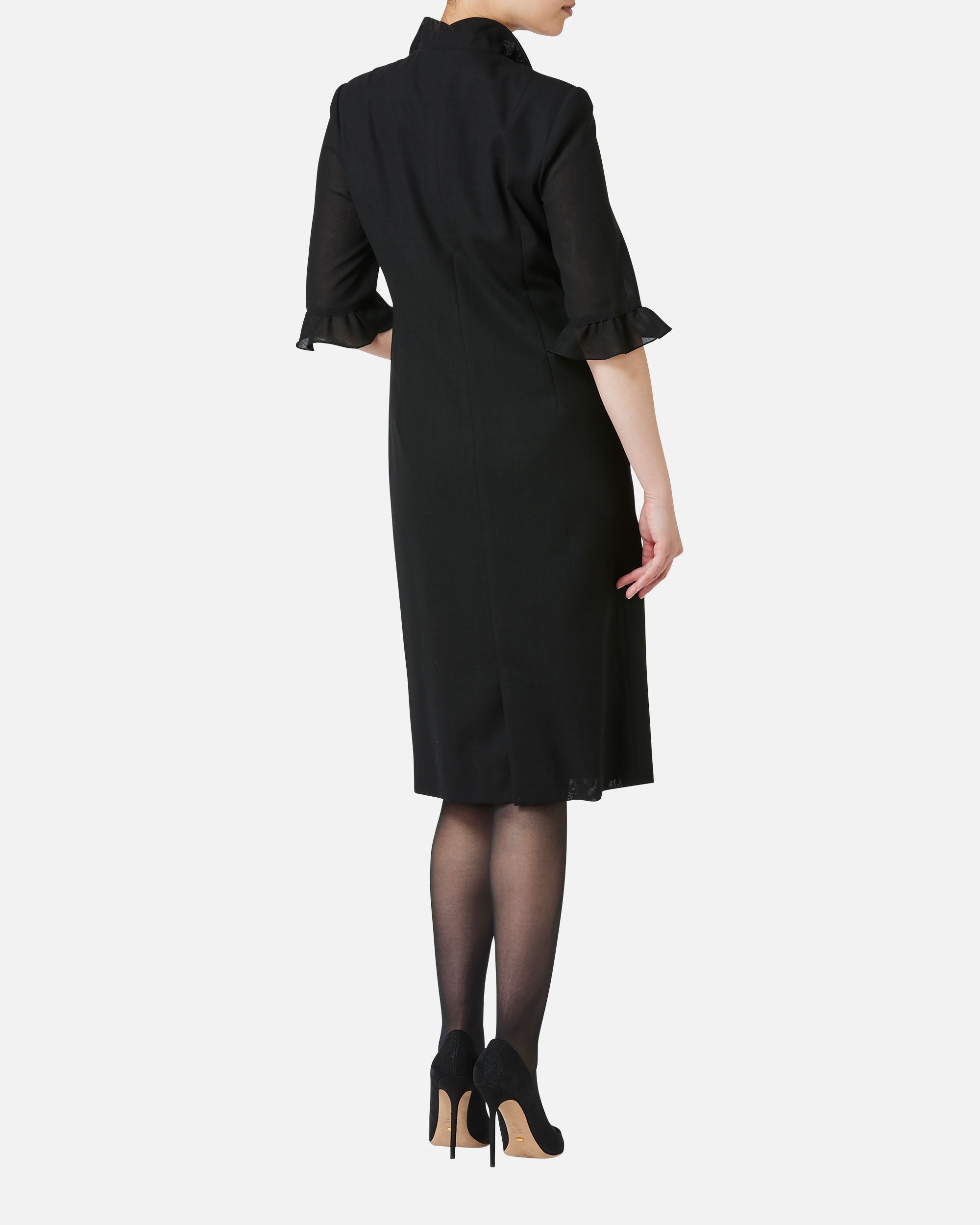 프릴 컬러 슬리브 블랙 원피스 / Black Dress with Frill on Collar and Sleeve Hem