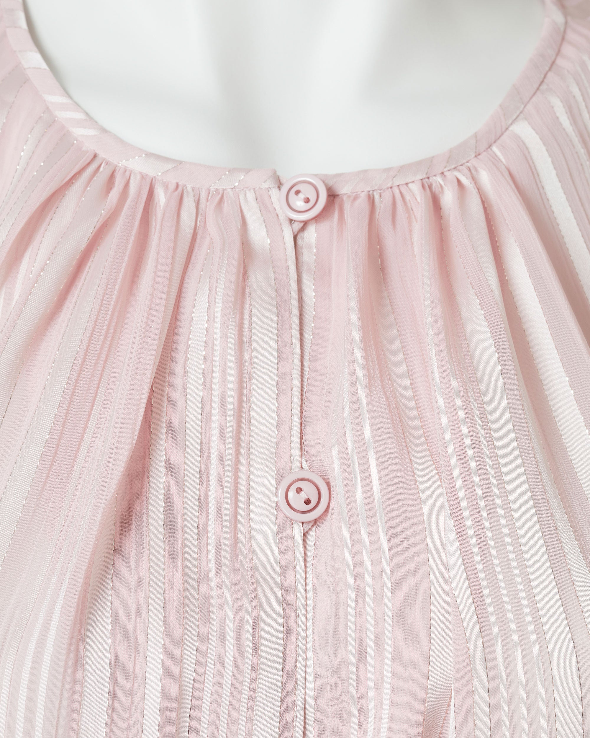 쉬폰 새틴 스트라이프 블라우스 / Striped Chiffon Satin Blouse