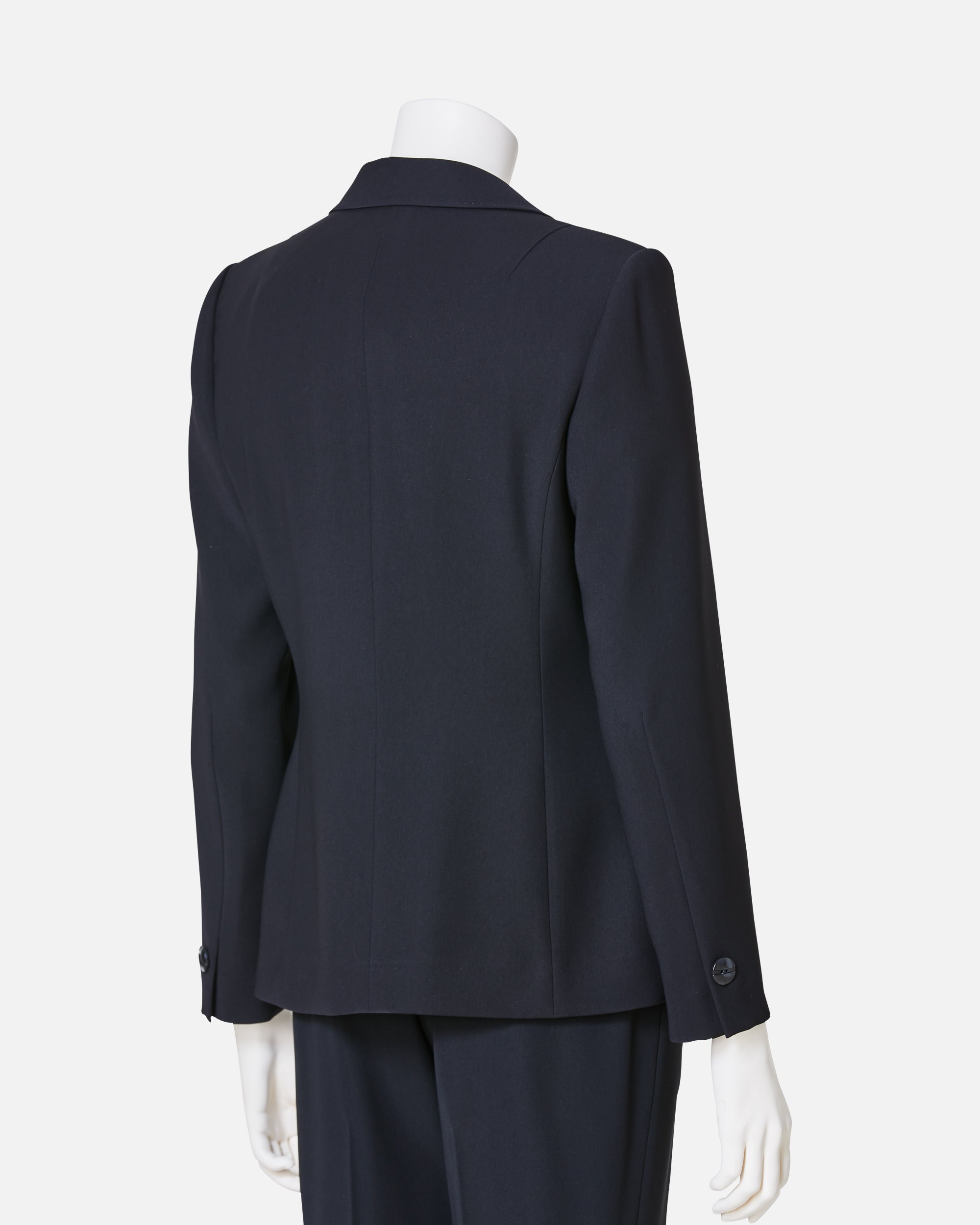테일러드 블랙 재킷 / Tailored Black Jacket