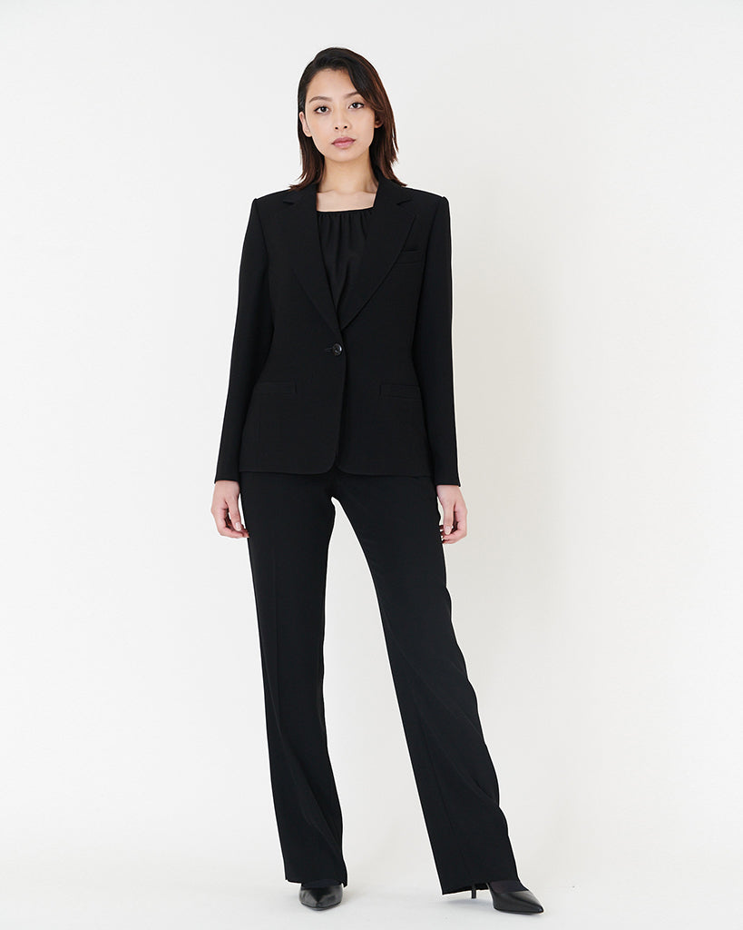 테일러드 블랙 재킷 / Tailored Black Jacket