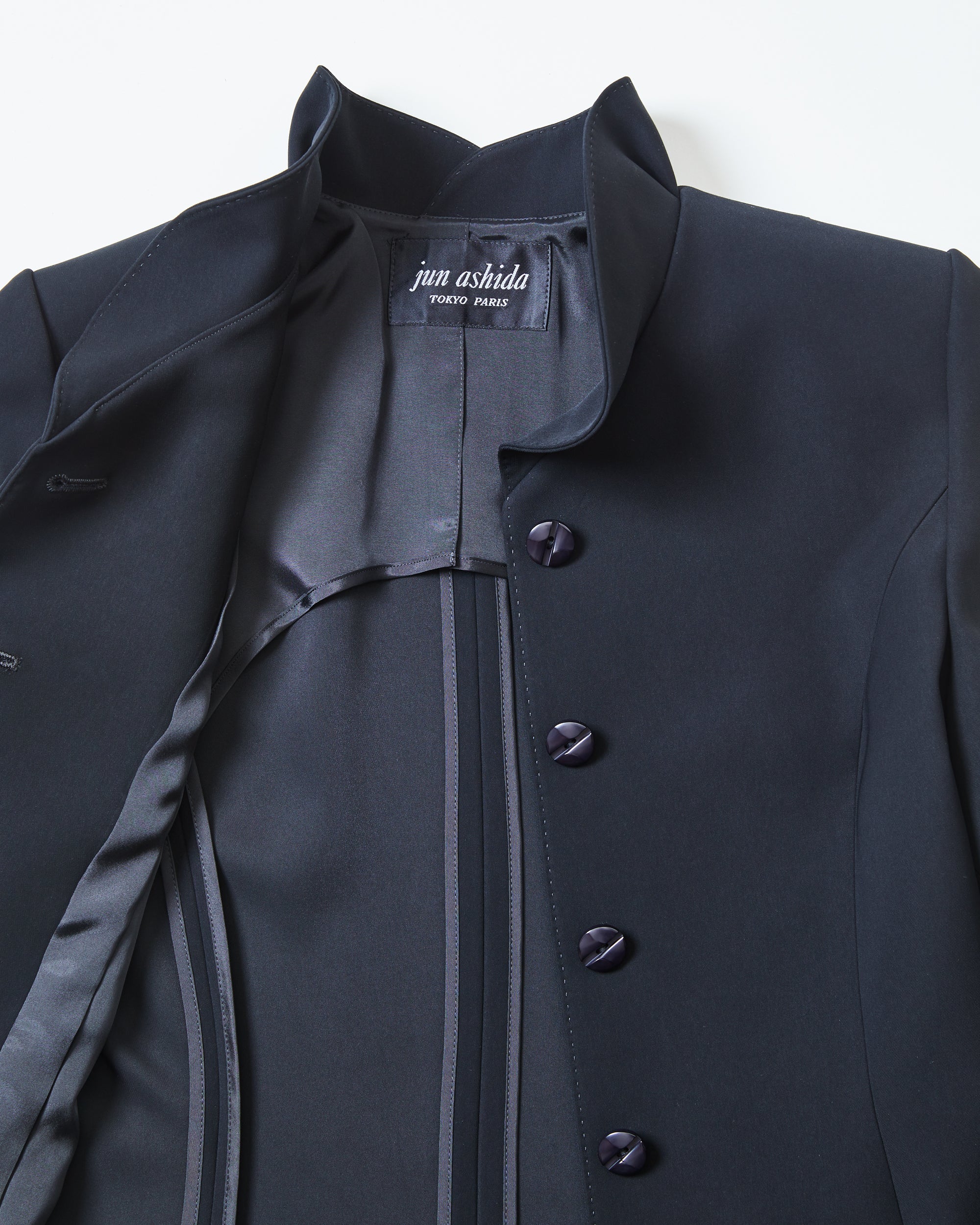 프릴 컬러 블랙 재킷 / Frill Collar Black Jacket