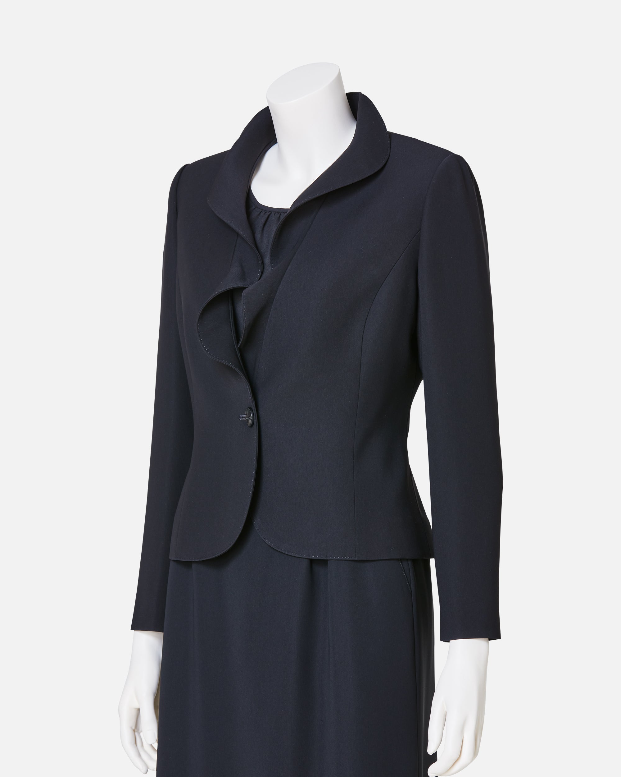 프릴 블랙 재킷 / Frill Lapel Black Jacket