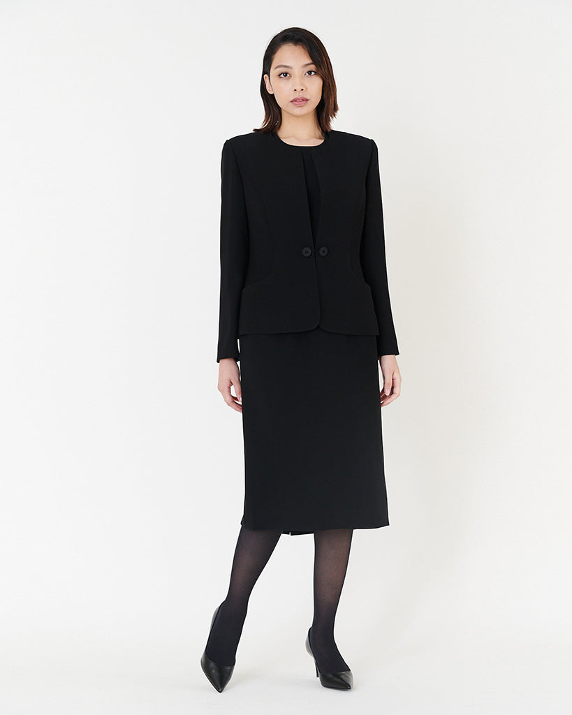 노 컬러 블랙 재킷 / Collarless Black Jacket
