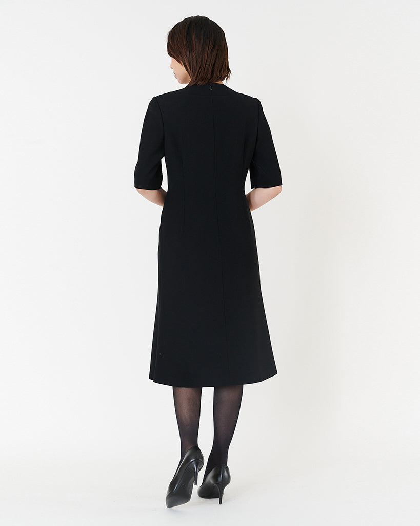 블랙 원피스 / Black Dress