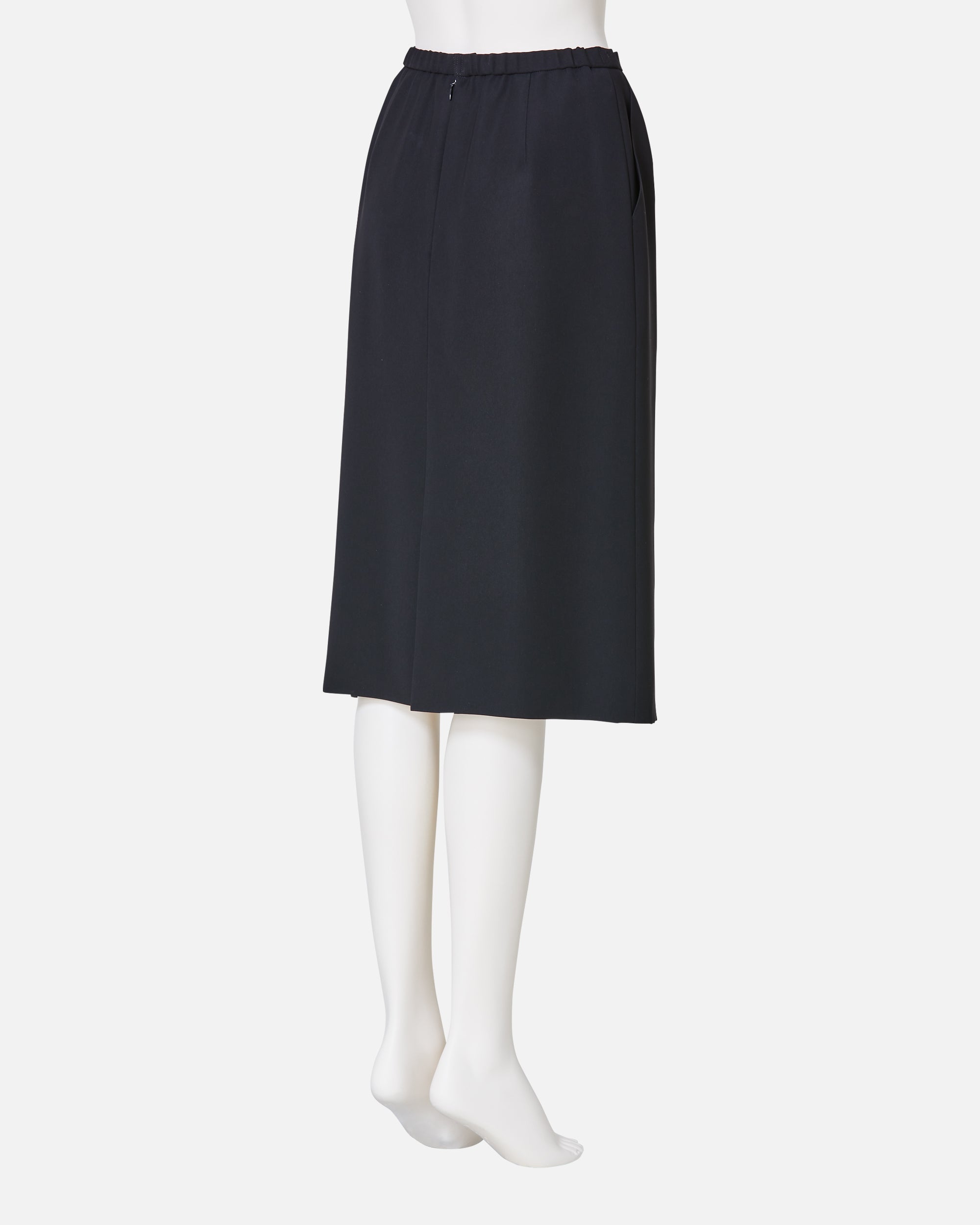 블랙 스커트 / Straight Black Skirt