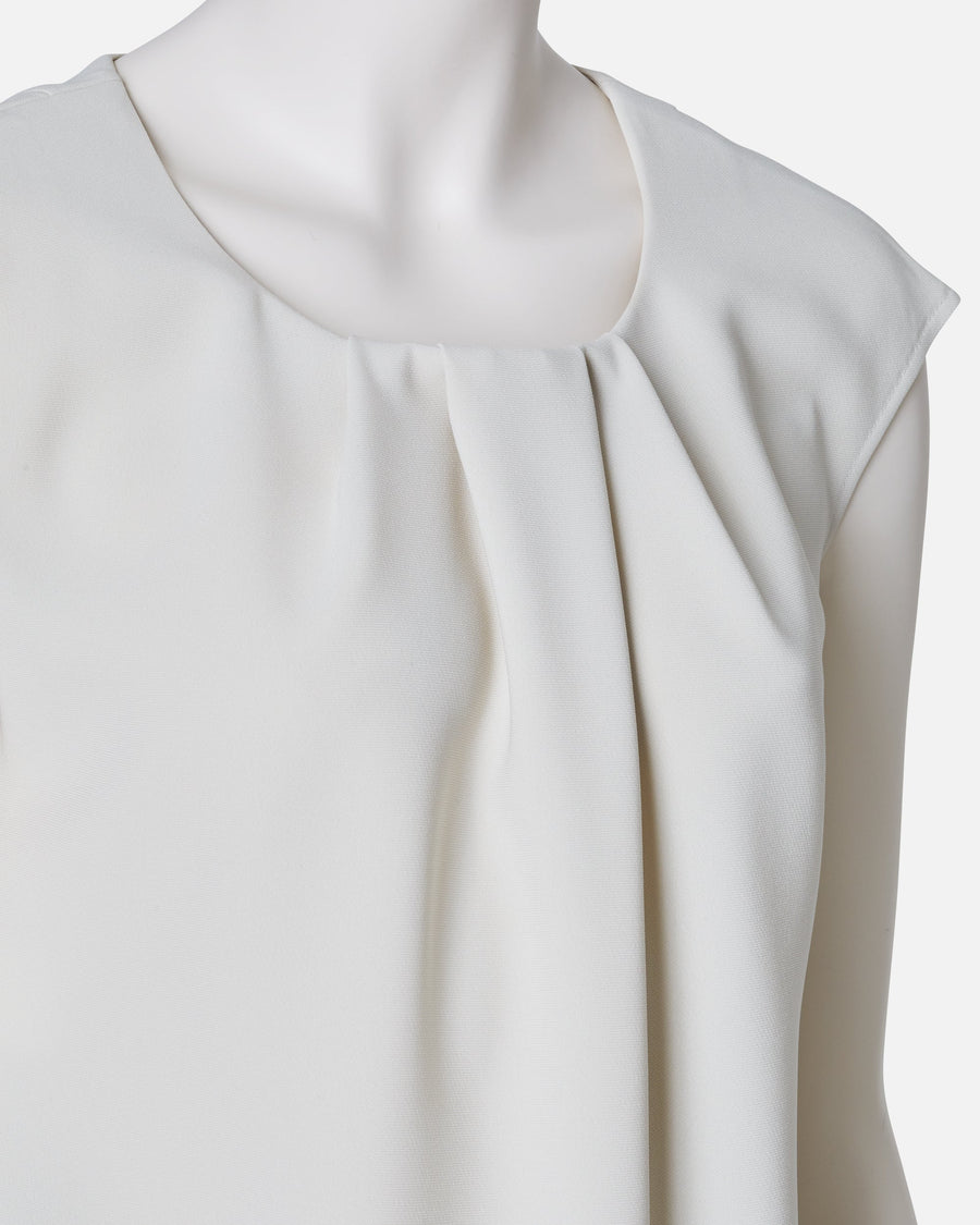 탁 블라우스 / Pleat-Neck Blouse
