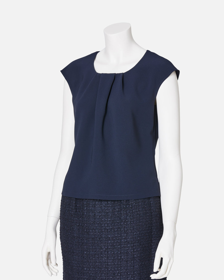 탁 블라우스 / Pleat-Neck Blouse